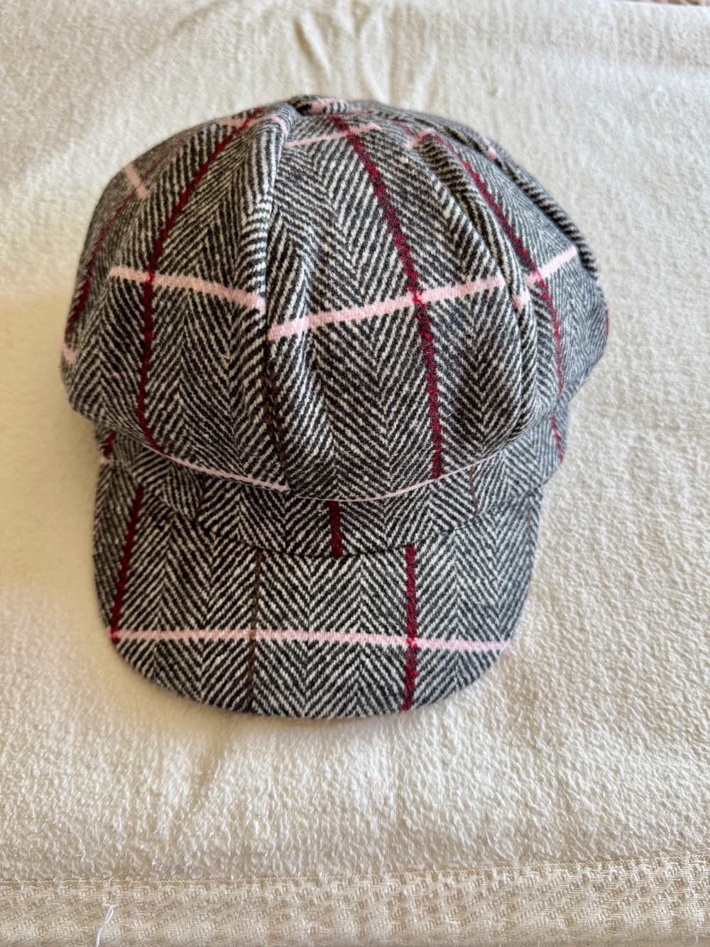 Magid Black, White & Pink Plaid Newsboy Hat